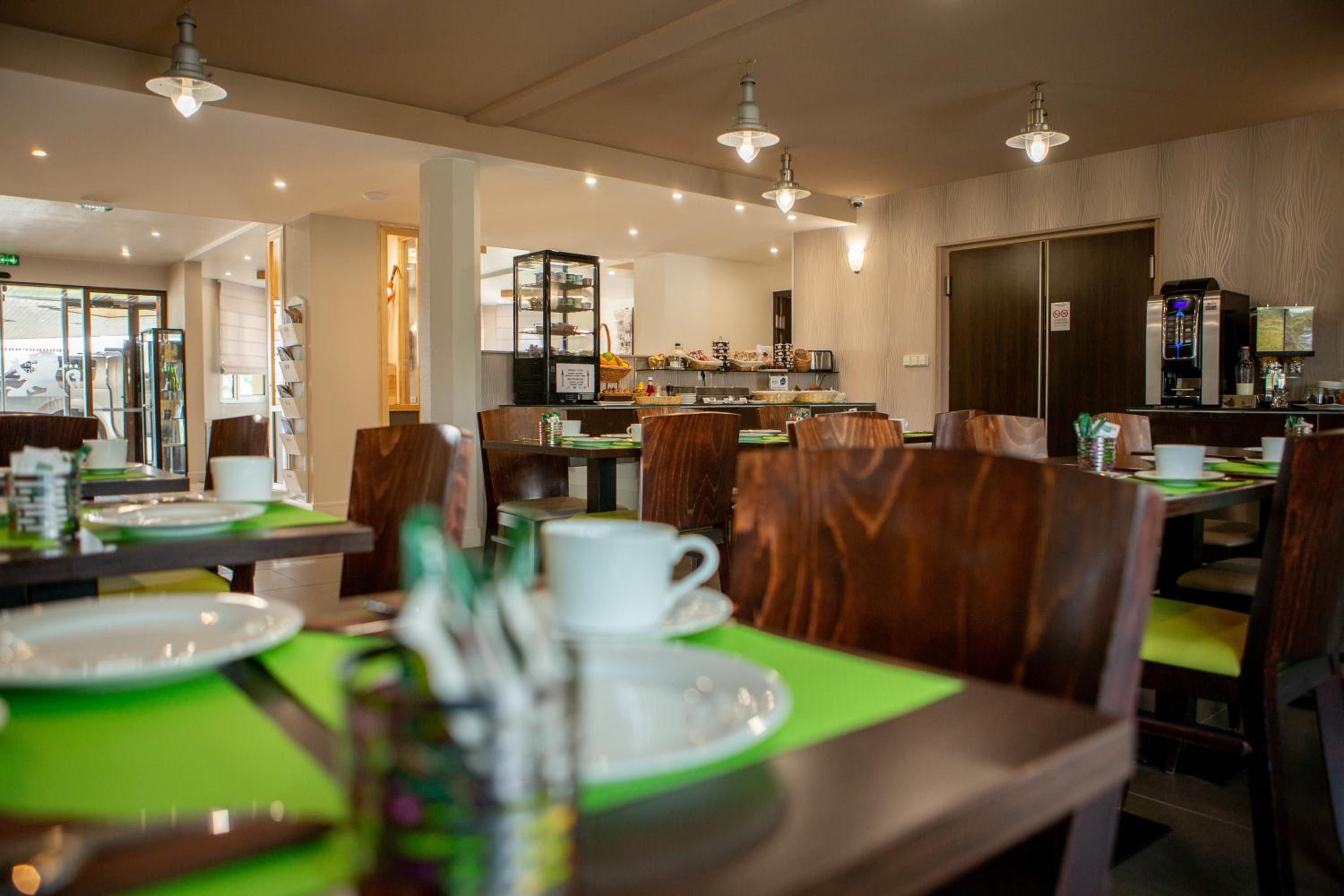 Restaurant-cafeteria