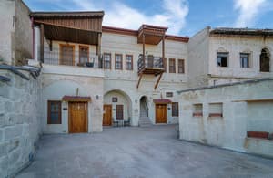 thumbnail: Exterior