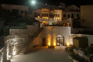 thumbnail: Exterior