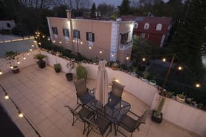 thumbnail: Exterior