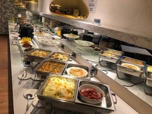 thumbnail: Breakfast area