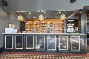 thumbnail: Bar (on property)