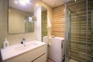 thumbnail: Bathroom sink