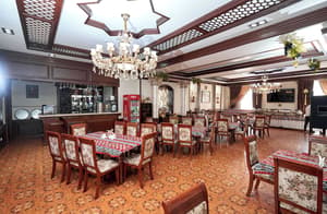 thumbnail: Restaurant