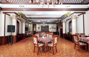 thumbnail: Restaurant