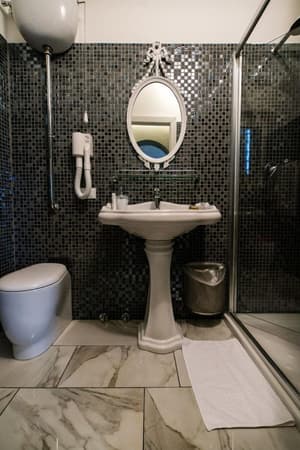 thumbnail: Bathroom