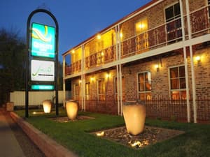 thumbnail: Front of property - evening/night