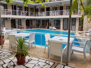 thumbnail: Terrace/patio