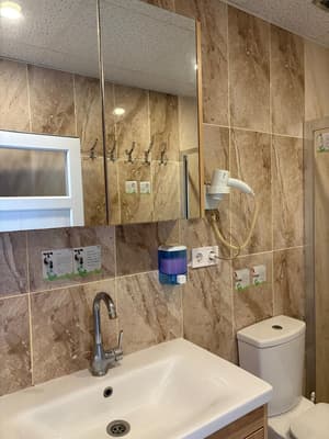 thumbnail: Bathroom