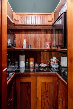 thumbnail: Interior detail
