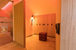 thumbnail: Sauna