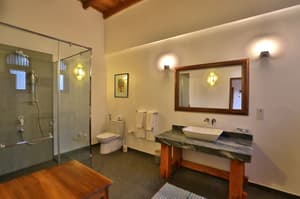 thumbnail: Bathroom shower