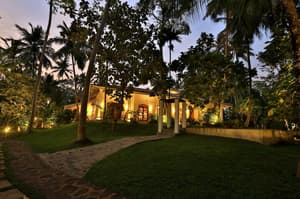 thumbnail: Exterior