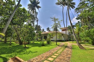 thumbnail: Exterior