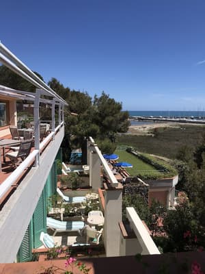 thumbnail: Terrace/patio
