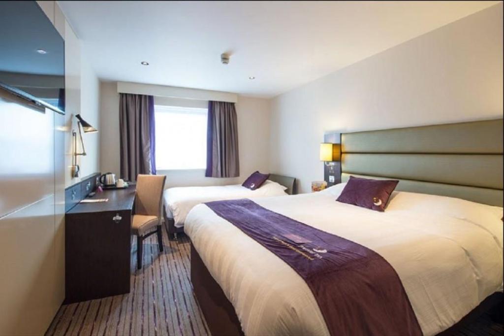 0dfc7329ef1a6d45654872d62d22b355.jpeg