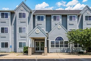 thumbnail: Exterior