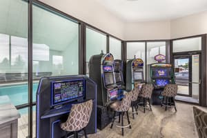 thumbnail: Casino