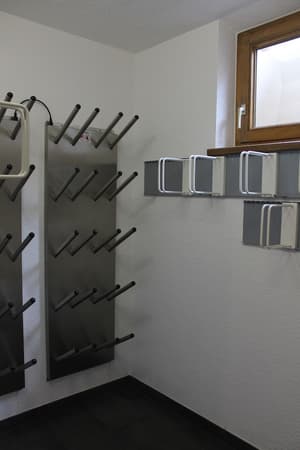 thumbnail: Interior detail