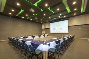 thumbnail: Banquet hall