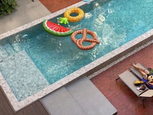 thumbnail: Pool