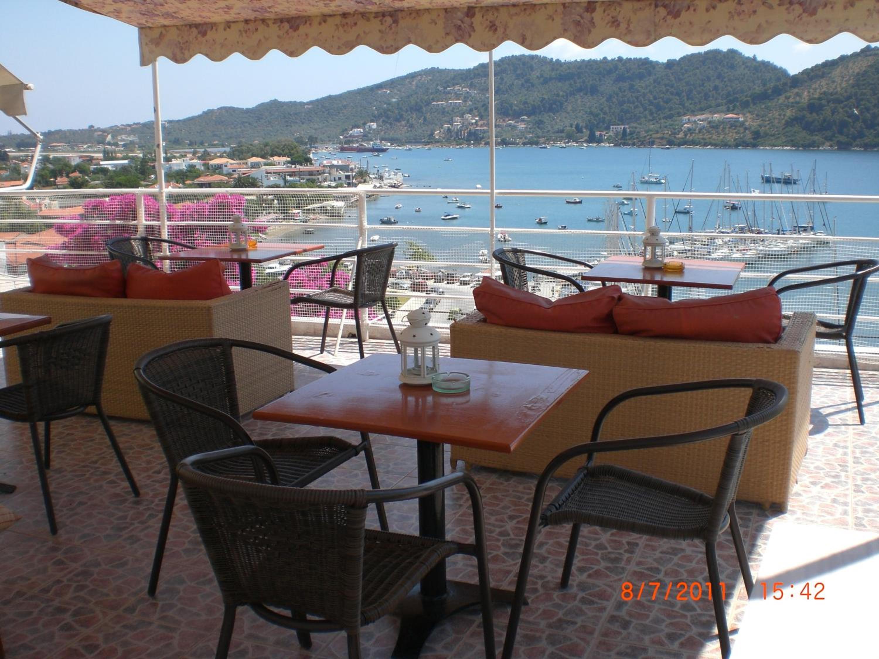 Restaurant-cafeteria