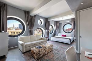 thumbnail: Room