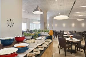 thumbnail: Restaurant