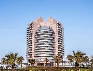 thumbnail: Exterior