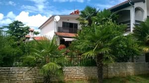 thumbnail: Exterior