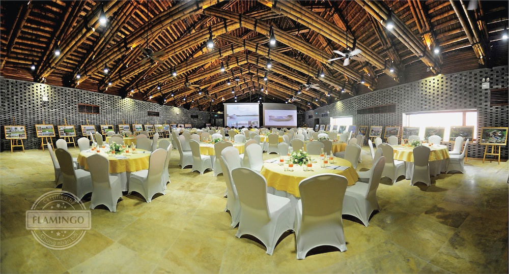 Indoor wedding