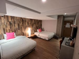 thumbnail: Room