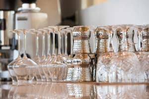 thumbnail: Bar (on property)