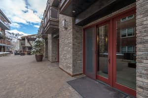 thumbnail: Exterior
