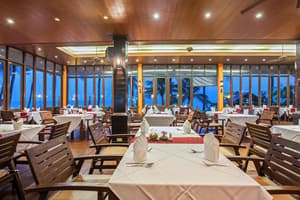 thumbnail: Restaurant