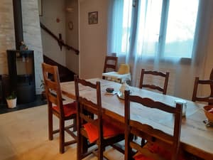 thumbnail: Dining room