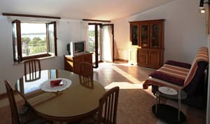 thumbnail: In-room dining