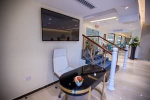 thumbnail: Interior entrance