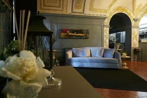 thumbnail: Interior