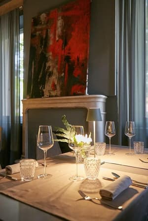 thumbnail: Restaurant