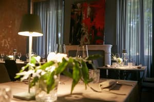 thumbnail: Restaurant