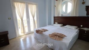 thumbnail: Living room
