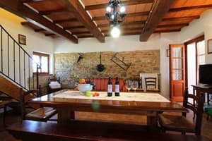 thumbnail: In-room dining
