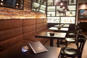 thumbnail: Restaurant