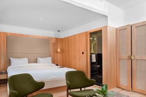 thumbnail: Room