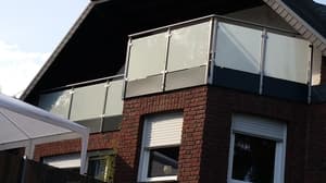 thumbnail: Exterior