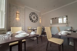 thumbnail: Breakfast area