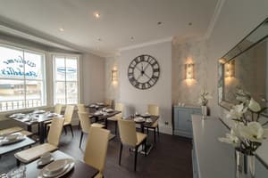 thumbnail: Breakfast area
