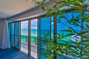 thumbnail: Interior