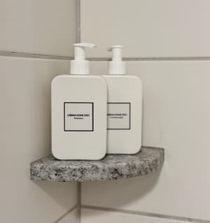 thumbnail: Bathroom amenities